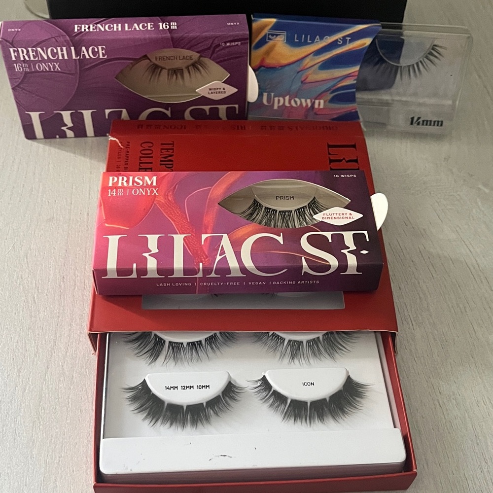 Lilac St. Eyelash Extensions - Black